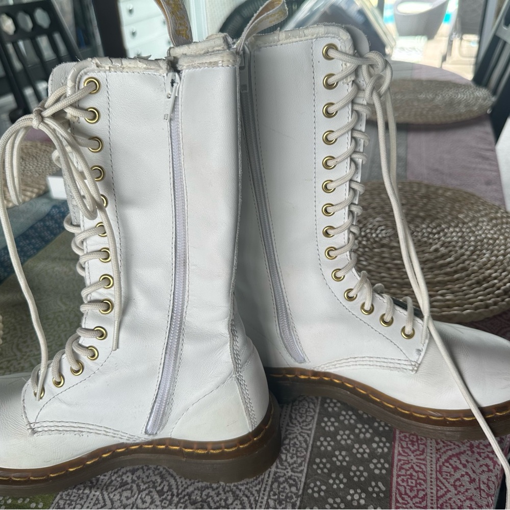 Dr. Martens White and Gold rare vintage death moth 12 hole Boots - Picture 2 of 5